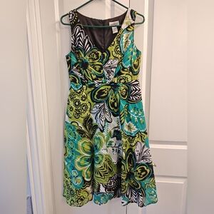 Robbie Bee Green, Blue, Black & White Sleeveless Floral Dress w/Lining, Size 6.